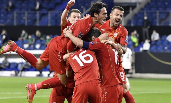 Maqedonia e Veriut e mposht Islandën dhe e arrin play-off’in për Kupën e Botës 2022