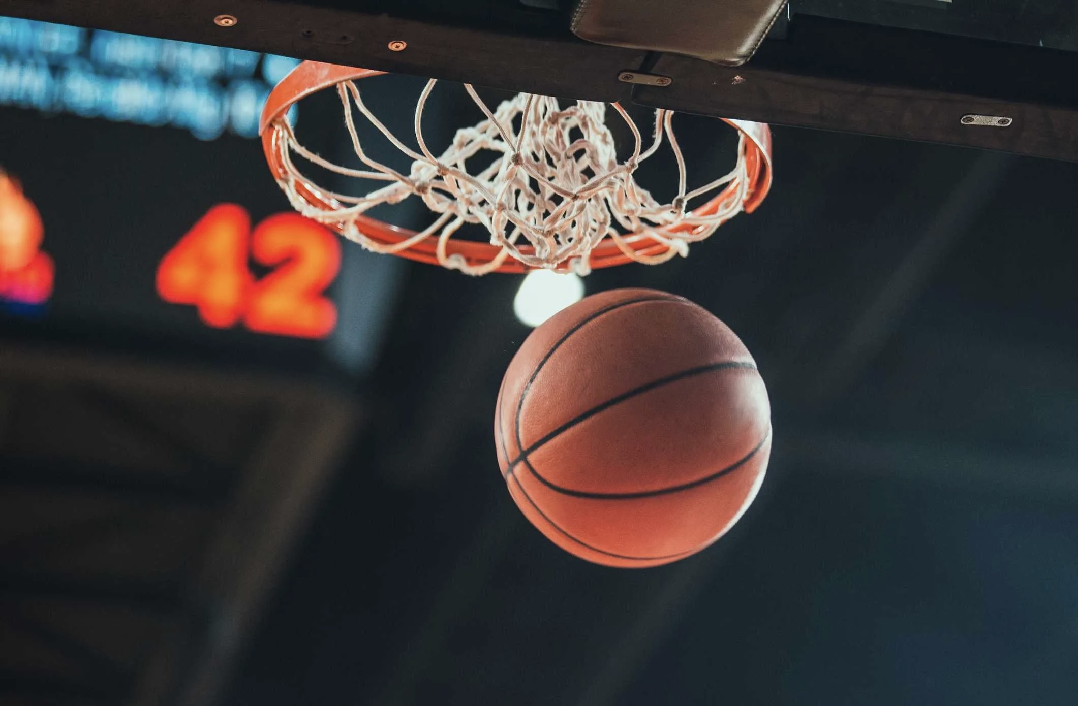 Federata i fton talentet të merren me basketboll, kaq duhet të jenë të gjatë!