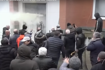 Përfundon protesta: Sali Berisha bën thirrje të shpërndahen mbështetësit e tij