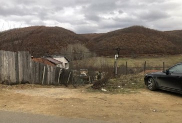 Policia për vrasjen e 48 vjeçares në Llaushë: S’kishte shenja dhune, djali i saj kërkoi që nëna të kthehej në shtëpi