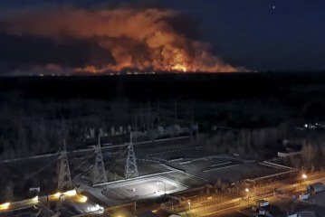 Zjarret pranë centralit bërthamor të Çernobilit rrezikë  për një katastrofë të re