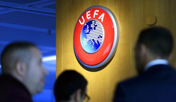 UEFA jep një milion euro për fëmijët në Ukrainë