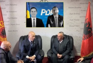 Ramush Haradinaj pajton familjet e ish-zyrtarëve të PDK-së që u vranë në Pejë në prag të zgjedhjeve