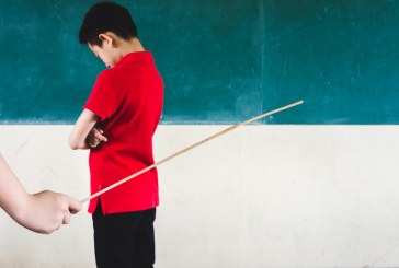 Mësoni shenjat se fëmija keqtrajtohet në çerdhe, kopsht ose shkollë