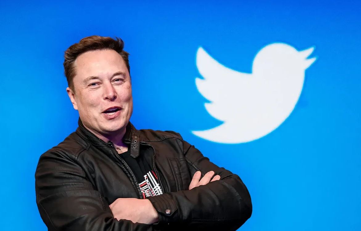 Elon Musk blen Twitter-in për 44 miliardë dollarë