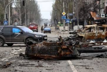 ‘Beteja të përgjakshme’ për fabrikën e çelikut Azovstal – rënia e Mariupolit do të ishte ‘shkatërruese’, vlerëson politikania ukrainase