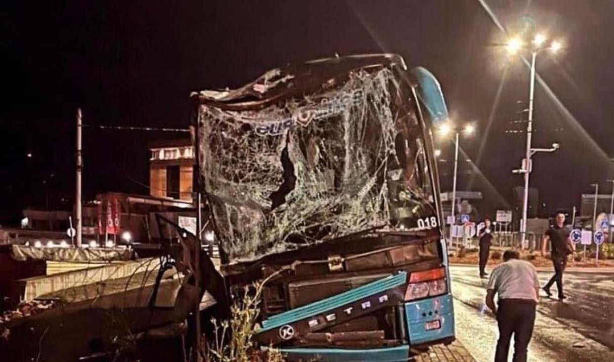 Aksident i rëndë në rrugën Gjilan-Ferizaj, përfshihet një autobus