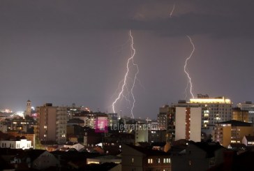 Paralajmërohen stuhi e breshër në dy ditët e ardhshme në Kosovë, qytetarëve u kërkohet të kenë kujdes