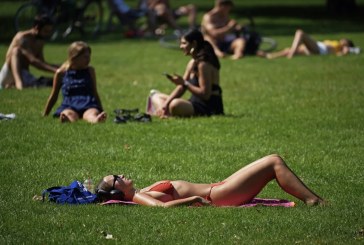 Përvëlohet Britania, shpallet gjendja emergjente pasi priten temperatura deri në 40°C