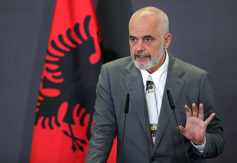 Edi Rama ua kthen dritën kosovarëve