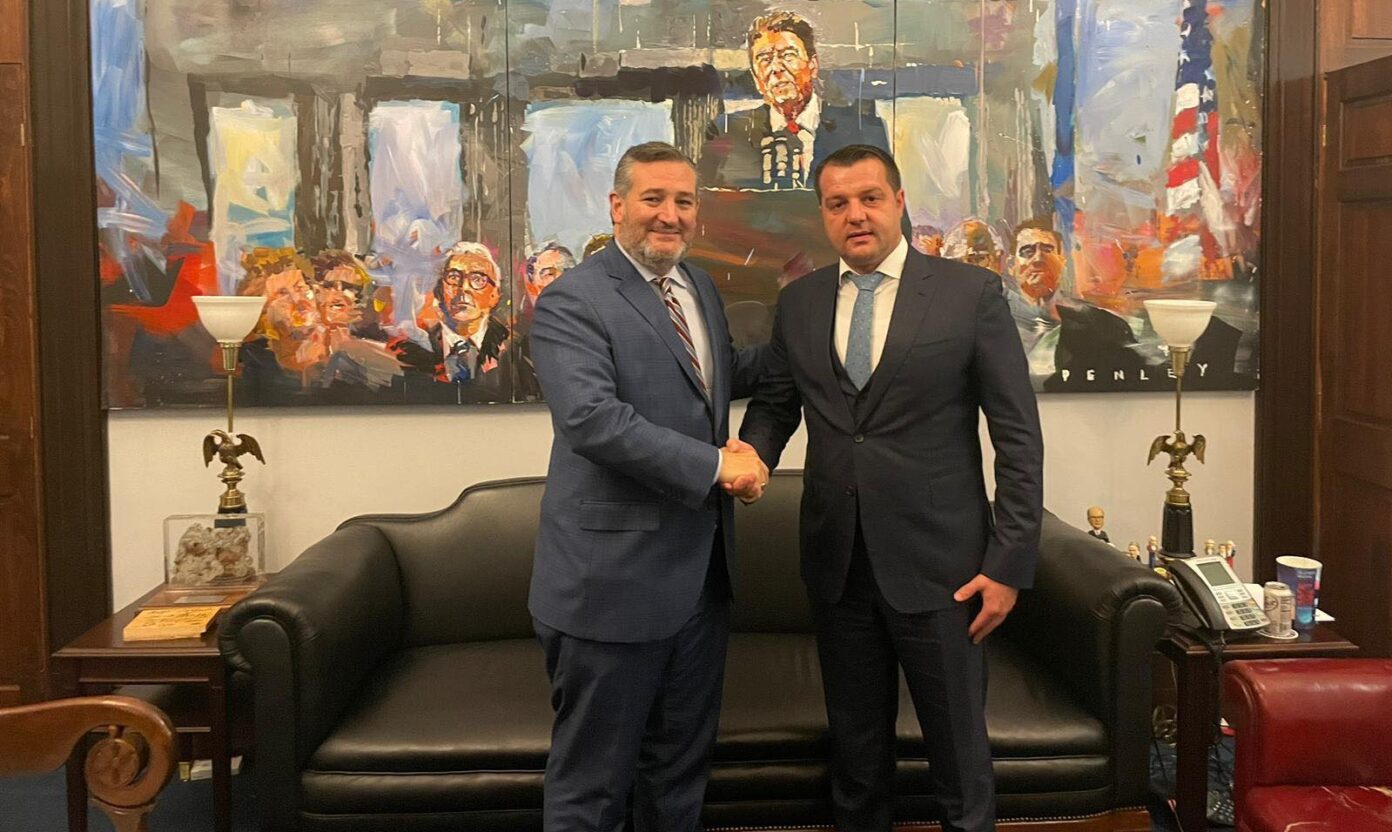 Shkëlqim Devolli takon senatorin amerikan Ted Cruz, Kosova dhe SHBA-ja me marrëdhënie të veçanta mes vete