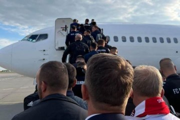 Lojtarët dhe stafi i Ballkanit nisen për Kosovë (FOTO)