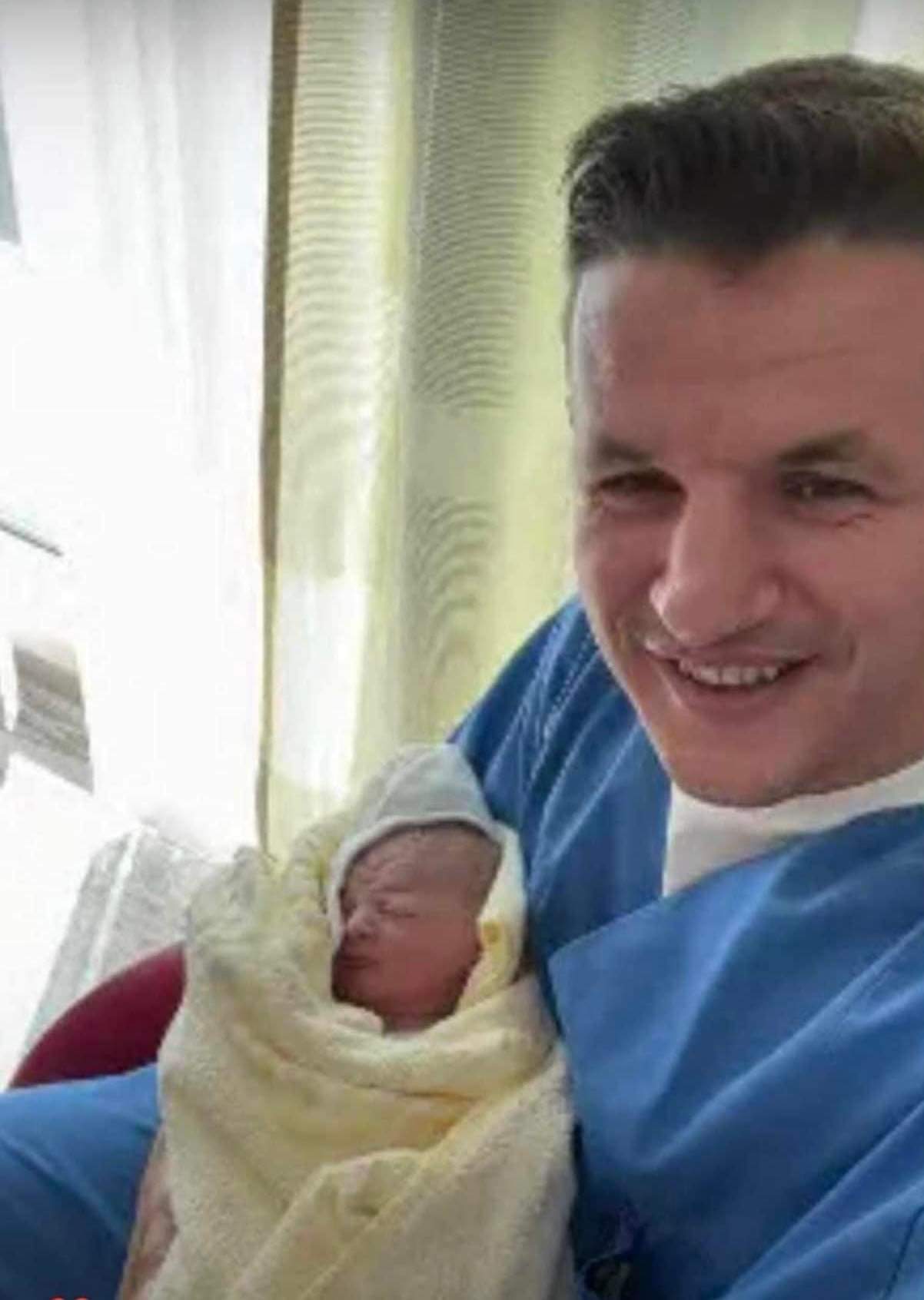 Robin Krasniqi bëhet baba për herë të parë