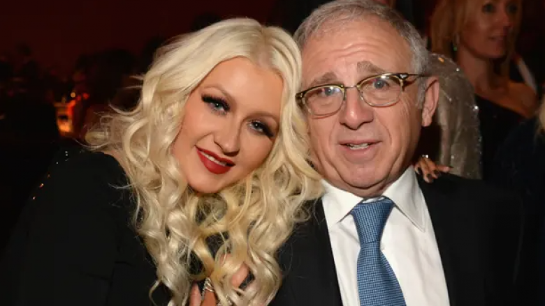 Ish-menaxheri i Christina Aguileras, Irving Azoff paditet nga shërbëtorja se nuk ia dha pagën