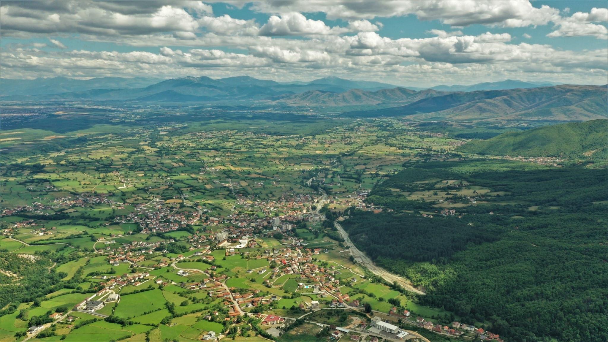 Mot i mirë pranvere edhe sot në Kosovë