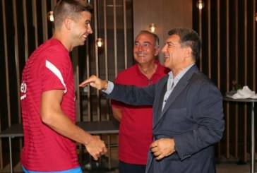 Presidenti i Barcelonës, Laporta thyen heshtjen rreth pensionimit të Piques