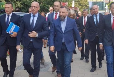 Lista Serbe i dorëzon mandatet e deputetëve në Kuvendin e Kosovës