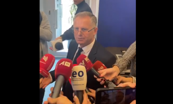 “Pas të hënës vjen e marta”, Bislimi i disponuar për t’u konfrontuar me gazetarët