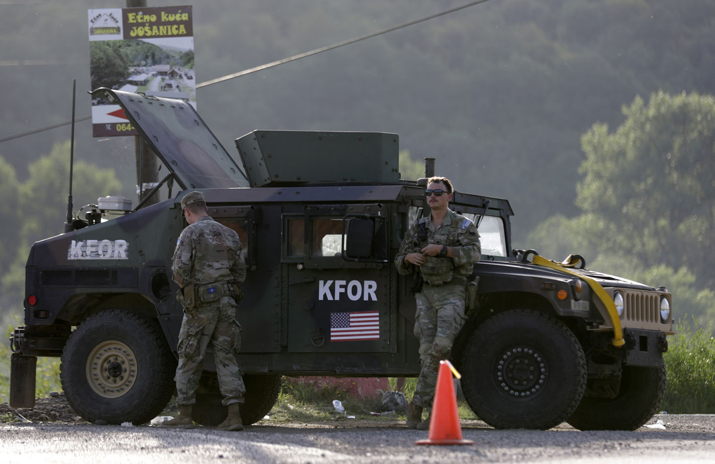 KFOR: Aktualisht po e shqyrtojmë kërkesën e Serbisë për vendosjen e trupave në Kosovë