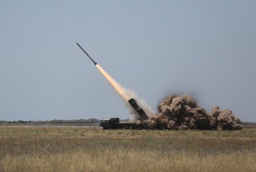 Rusia bombardon Ukrainën, lëshon 100 raketa nga ajri dhe deti