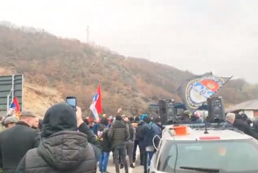 Drejtpërdrejt nga Veriu: Serbët në protestë ata po i përkrahin edhe rusët