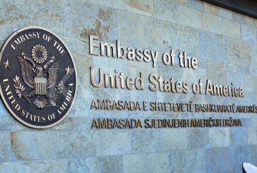 Ia bënë ‘like’ lajmit ku Vuçiq tha se disa shtete tërhoqën njohjen e Kosovës, Ambasada amerikane sqarohet