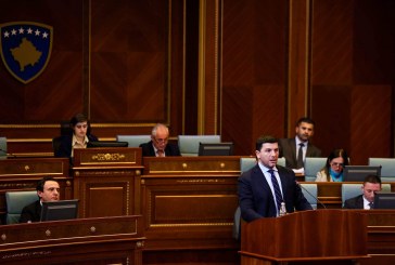 Memli Krasniqi fton Kurtin të raportojë në Kuvend para qytetarëve për dialogun: Merre iniciativën, mos u fsheh prapë