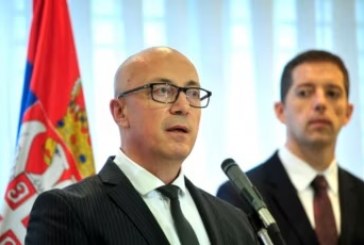 Lista Serbe nuk merr pjesë në zgjedhjet në veri: Reagon Bashkimi Evropian