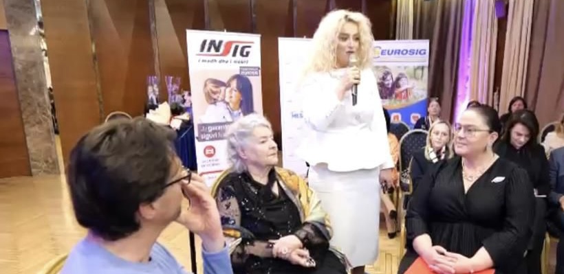 Helena Halilaj promovon librin me poezi “Përbri vetës”, flet ekskluzivisht për Gazeta Projektin