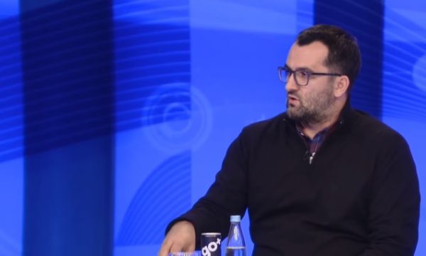 Gashi: Rugova e Thaçi kanë hyrë në histori, Kurti i ka vetëm dy mundësi me hy në histori