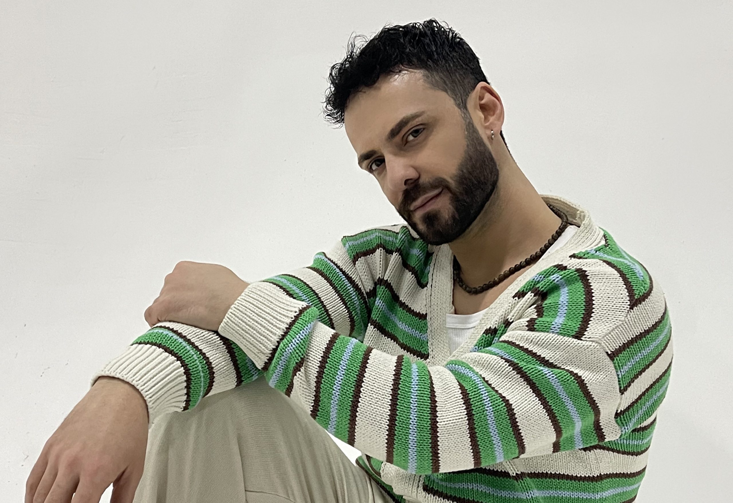 Egzon Pireci sjell projektin “Rri me mu”, nivel i lartë artistik në çdo detajt