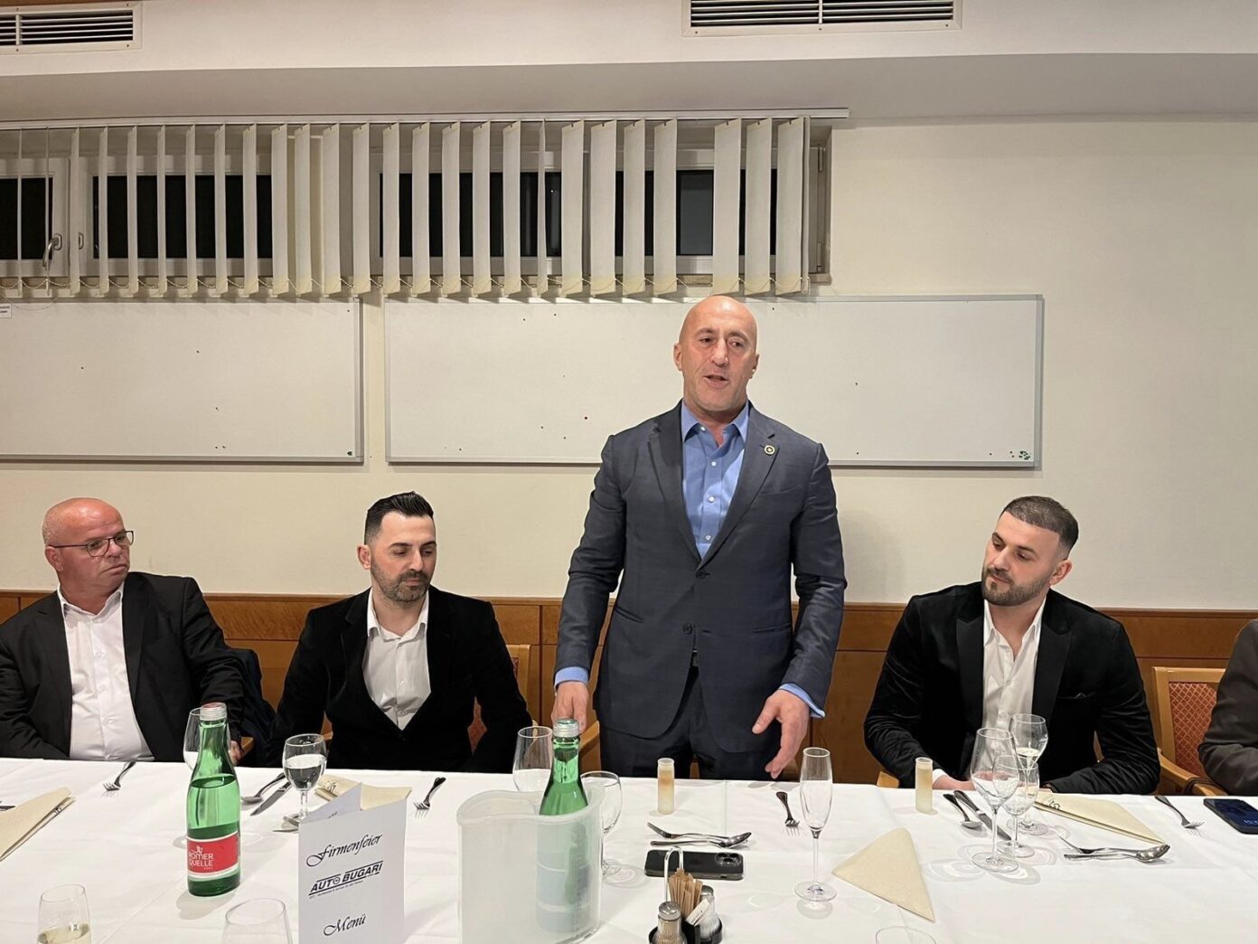 Haradinaj nis vizitë në Austri, mirëpritet nga familja e dëshmorit të parë të UÇK-së nga Rahoveci