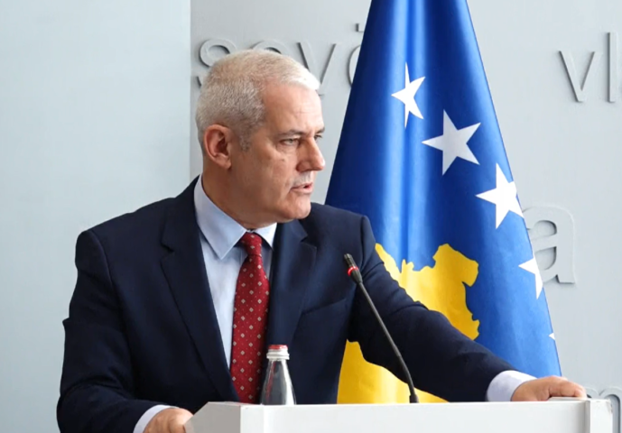 Ministri Sveçla pas kritikave nga SHBA-ja: Urime Policisë së Kosovës për profesionalizmin në mbrojtjen e institucioneve