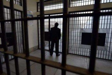Lirohen nga paraburgimi tre të miturit e dyshuar për dhunimin e 11-vjeçares