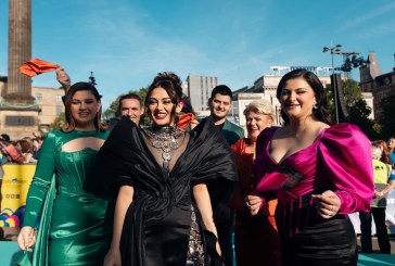 Albina Kelmendi me familje sot përfaqëson Shqipërinë në Eurovision
