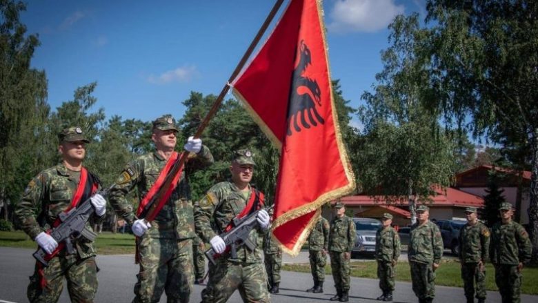 Shqipëria i ofron mbështetje KFOR-it