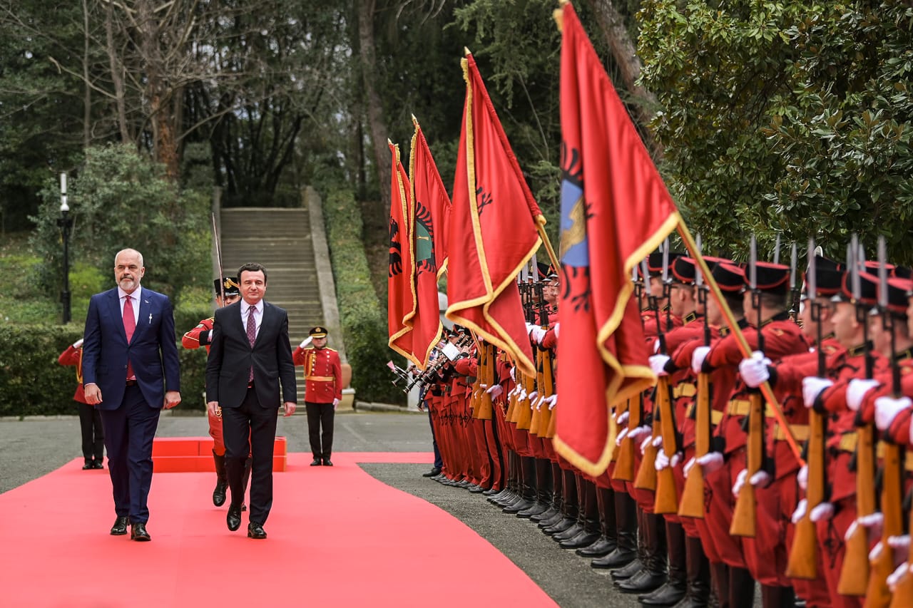 Të përbashkuar në Gjakovë, Kosovë dhe Shqipëri