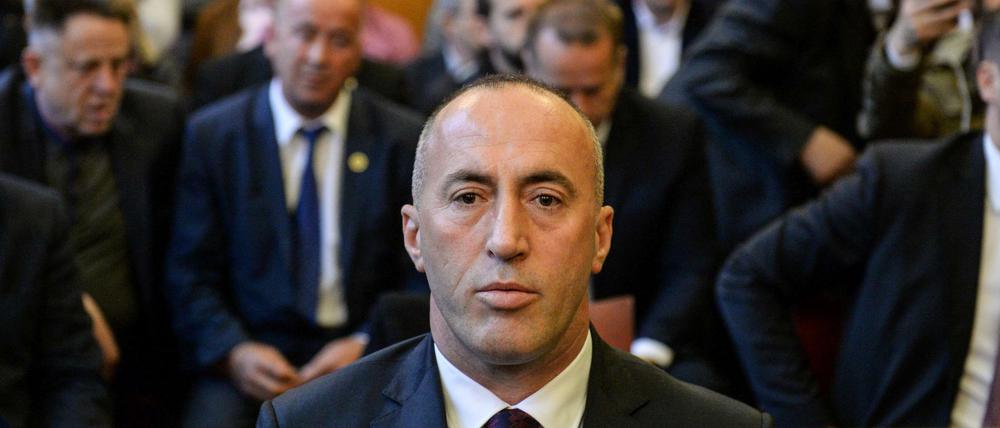 Krasniqi e Abdixhiku refuzuan ftesën e Presidentes, Ramush Haradinaj takohet me Vjosa Osmanin sot në ora 17:00