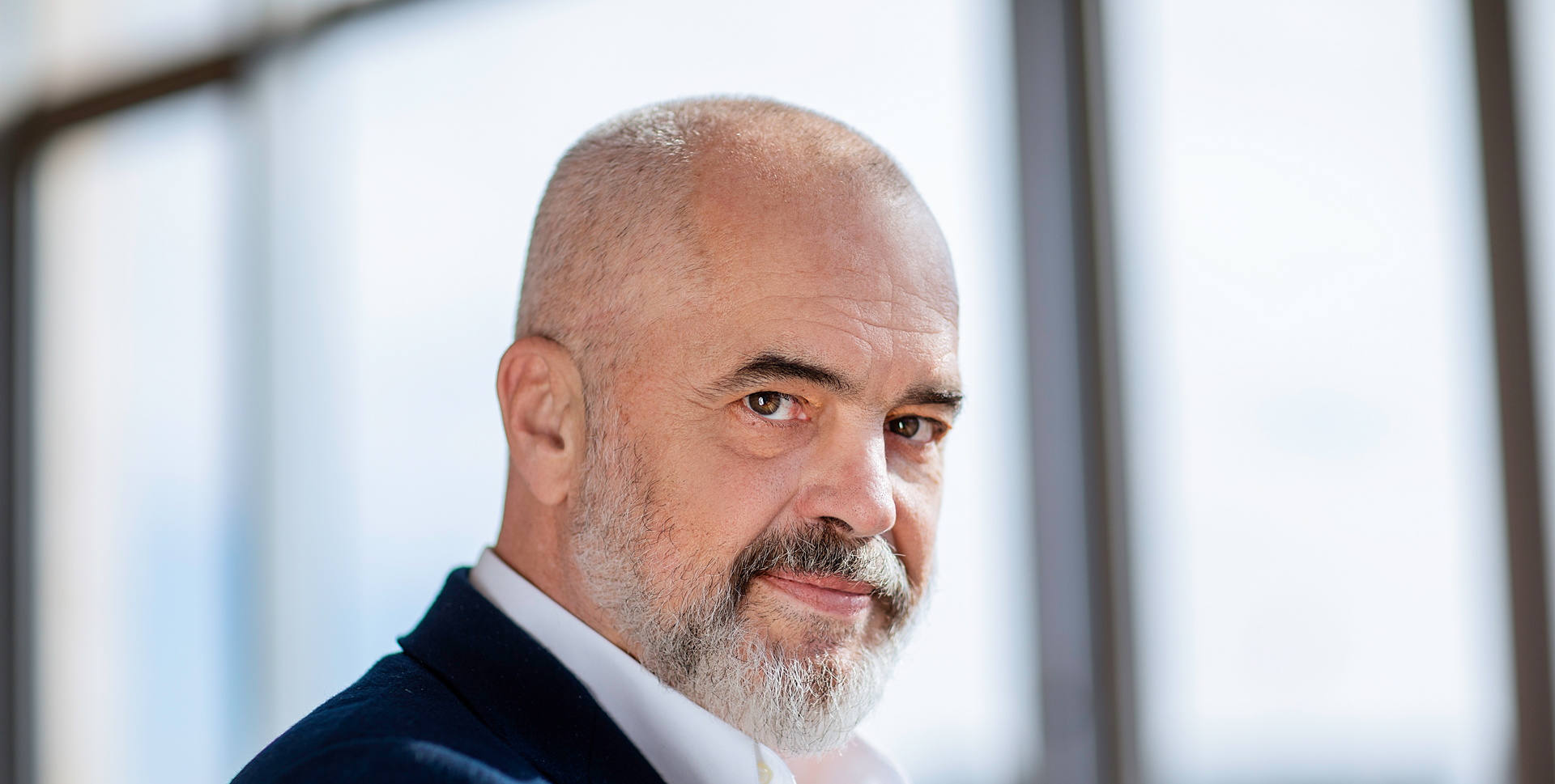 Si e varrosi Edi Rama “Ballkanin e Hapur”