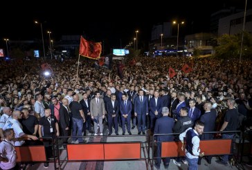 Kurti përfundon vizitën në Tetovë: Ajo çfarë ju brengos juve këtu, është shqetësimi edhe i neve atje