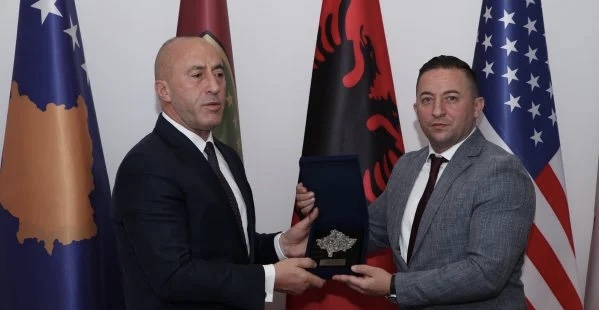 Ramush Haradinaj tregon arsyen e largimit të Mehajt nga Qeveria Kurti