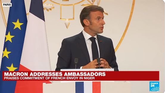 Macron paralajmëron masa ndaj Kosovës dhe Serbisë nëse nuk sillen me përgjegjësi