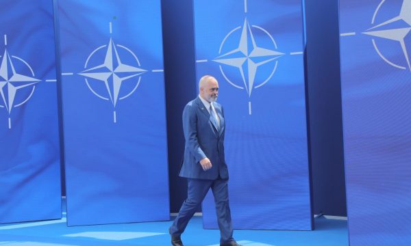 Rama për Financial Times: Kosova është një pikë e nxehtë, NATO duhet ta rivendosë kontrollin në Veri