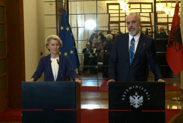 Von der Leyen thirrje nga Tirana: Kosova dhe Serbia t’i kthehen dialogut