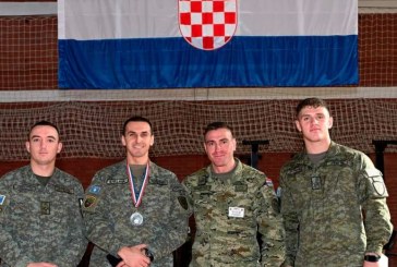 Oficeri i FSK-së shpërblehet me medaljen e argjendtë në një garë në Kroaci