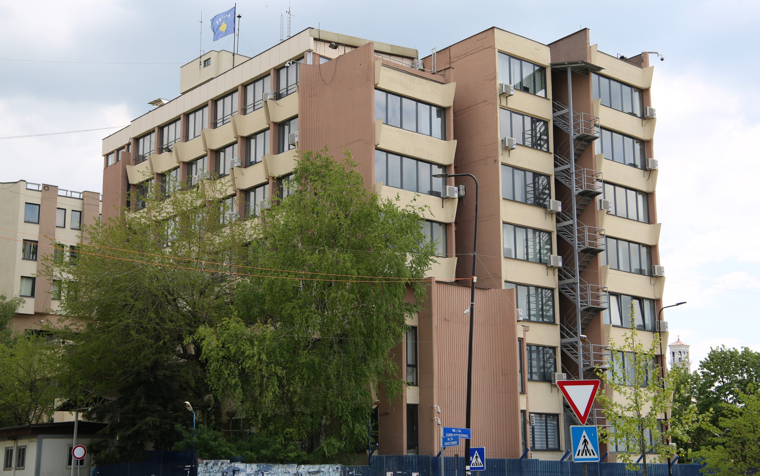Prokuroria Speciale sot mban konferencë për media në lidhje me aktakuzat për krime lufte