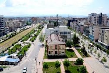 Grabitje e armatosur në një market në Ferizaj
