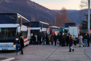 Kush i transportoi votuesit nga Kosova dhe Bosnja në Serbi?