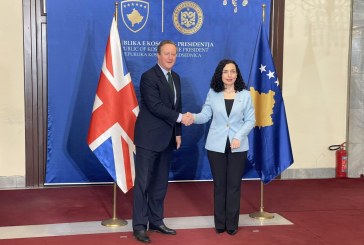 Presidentja Osmani pret në takim ministrin britanik, Cameron