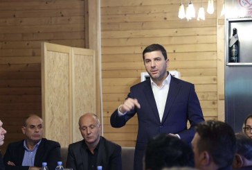 Krasniqi: Zgjedhjet e parakohshme të mbahen sa më parë, draftstatuti i Asociacionit i papranueshëm për PDK-në